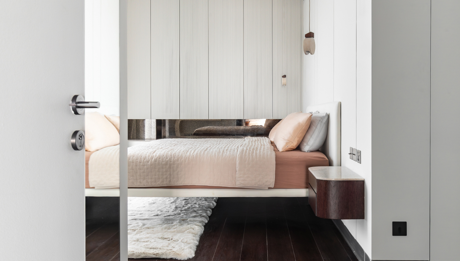 Creekside18tower_gallery